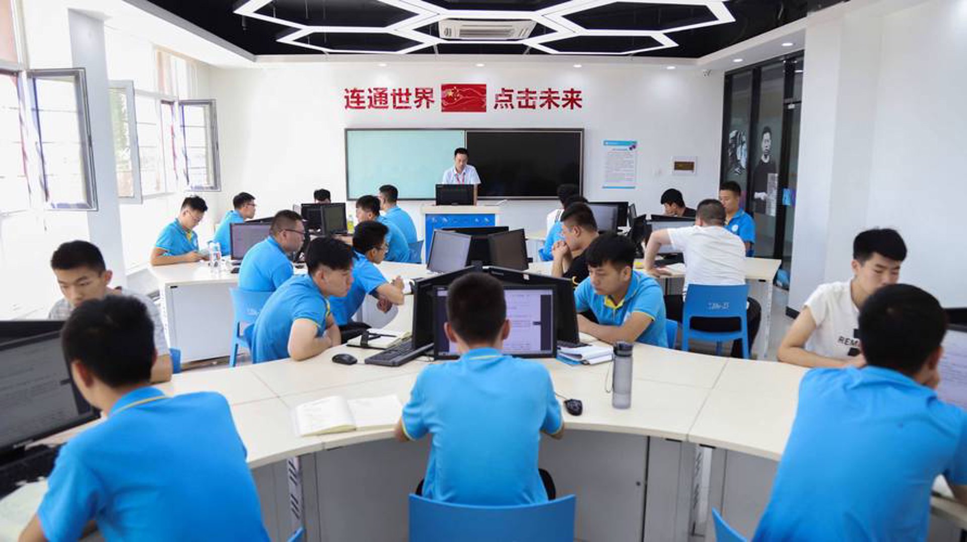 数据治理：企业数字化转型的催化剂